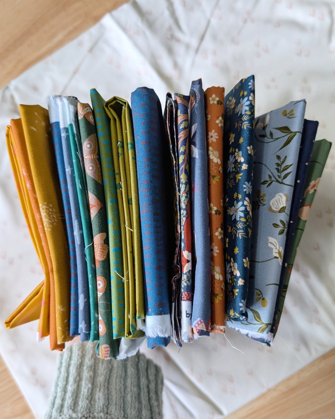 Aglow Quilt Kit