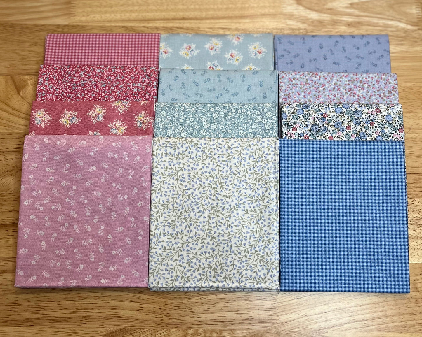 Petite Fleur Fat Quarter Bundle - 30 Dainty Floral Fabrics
