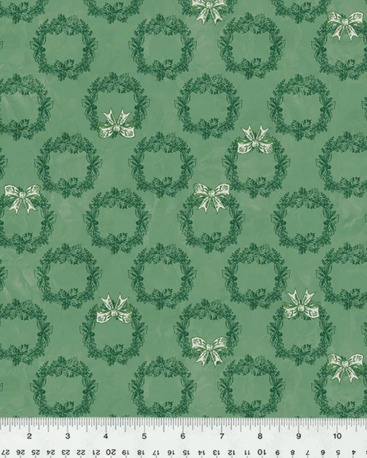 Jolly Christmas Fat Quarter Bundle - 12 Classic Holiday Fabrics