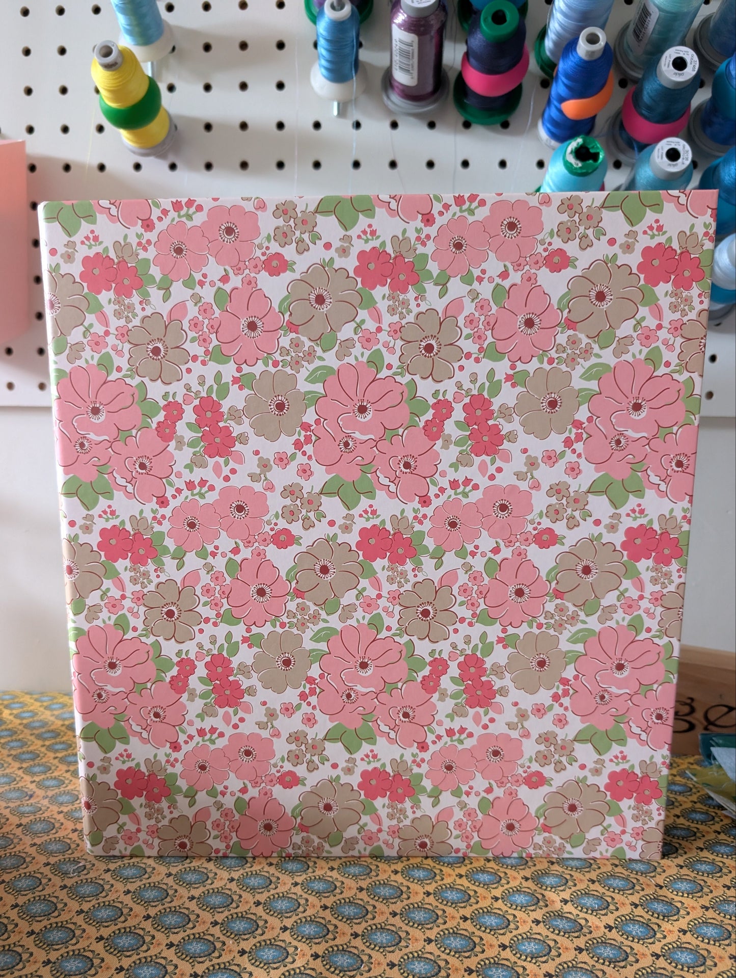 Lori Holt Mercantile Bee Keeper Binder