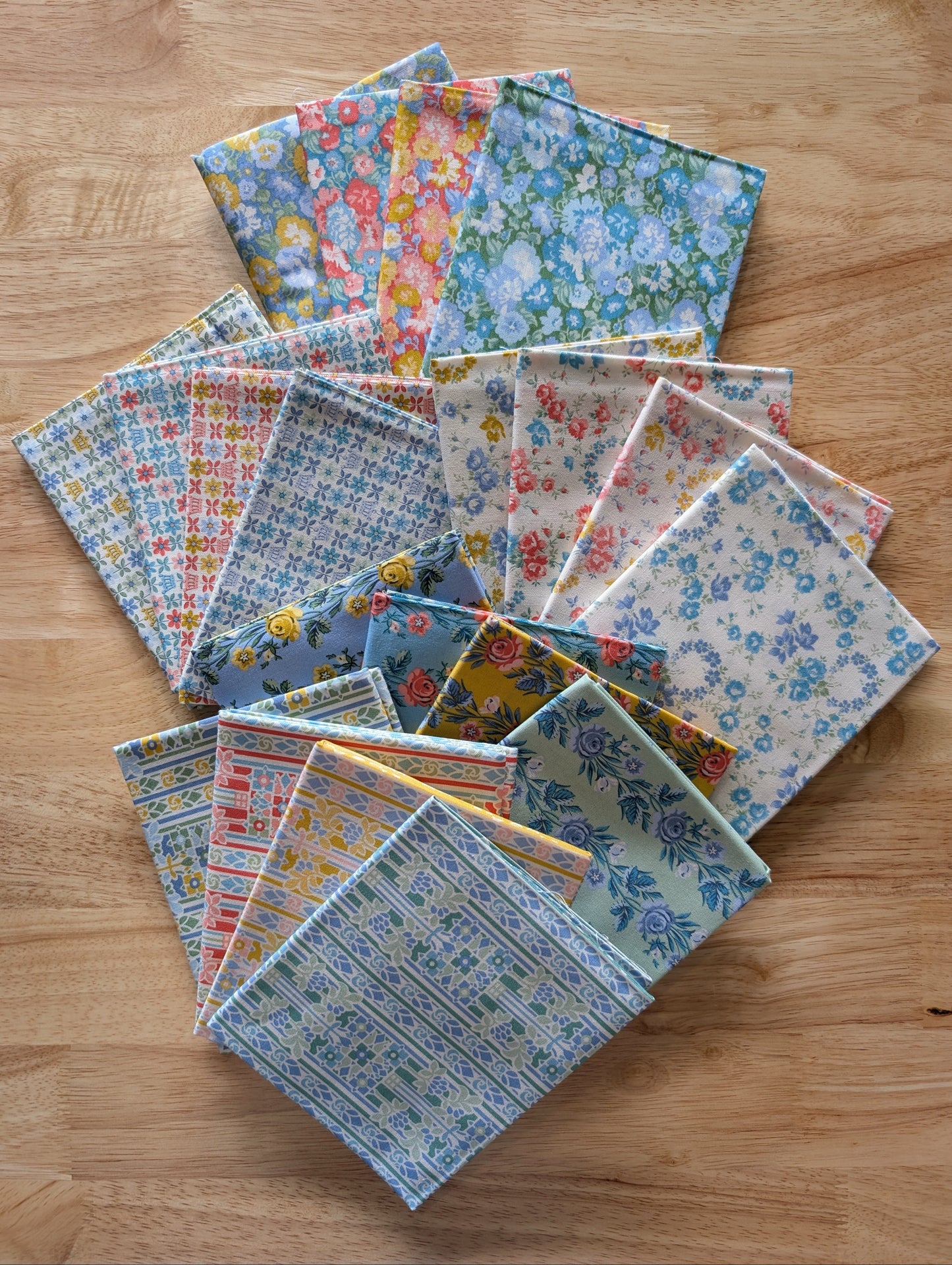 Liberty for Riley Blake: Palace Garden 20-Piece Fat Quarter Bundle