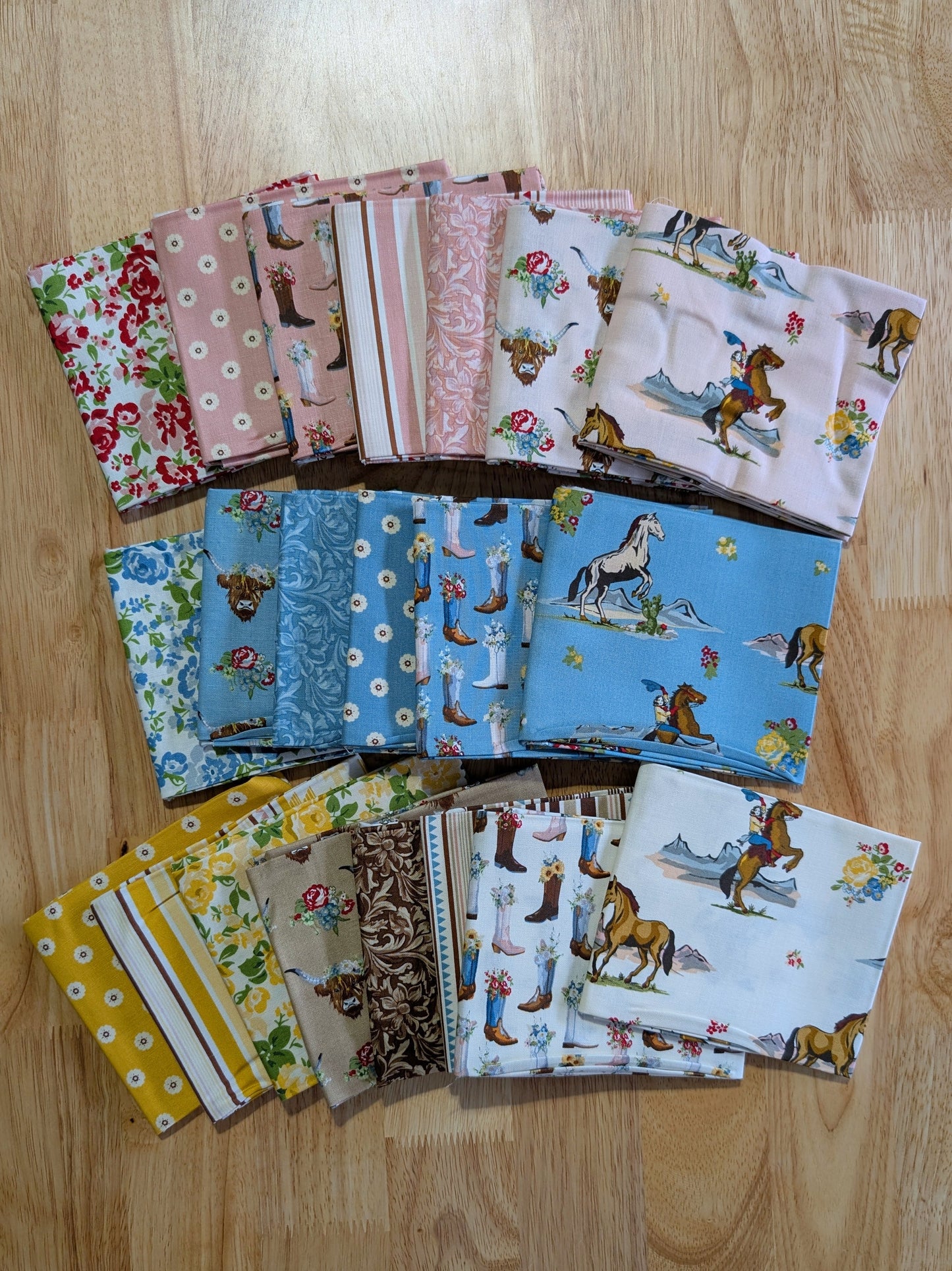 Cowgirl Fat Quarter Bundle - 21 Charming Western Fabrics