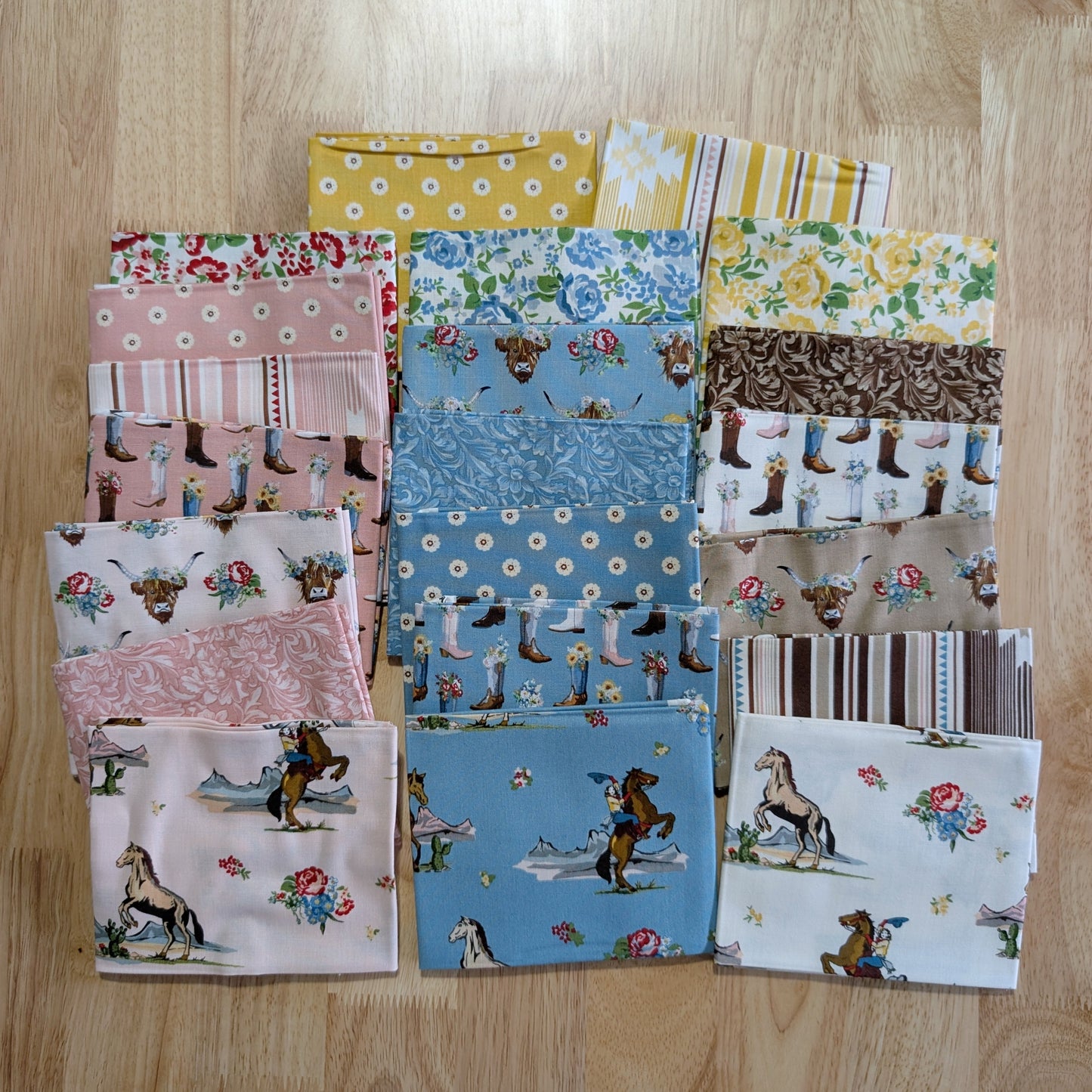 Cowgirl Fat Quarter Bundle - 21 Charming Western Fabrics
