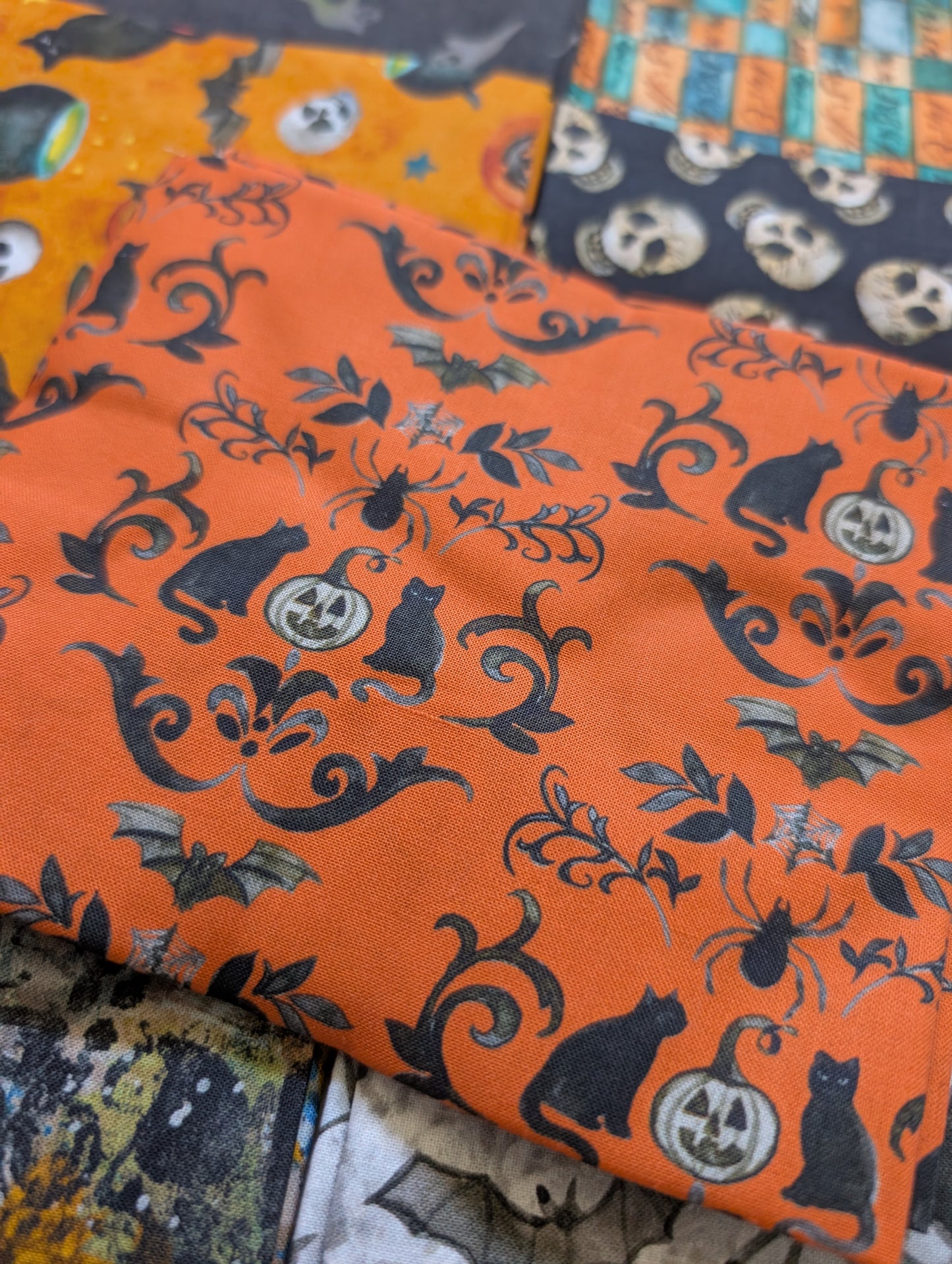 Emerald Hollow Fat Quarter Bundle - 19 Victorian Gothic Fabrics