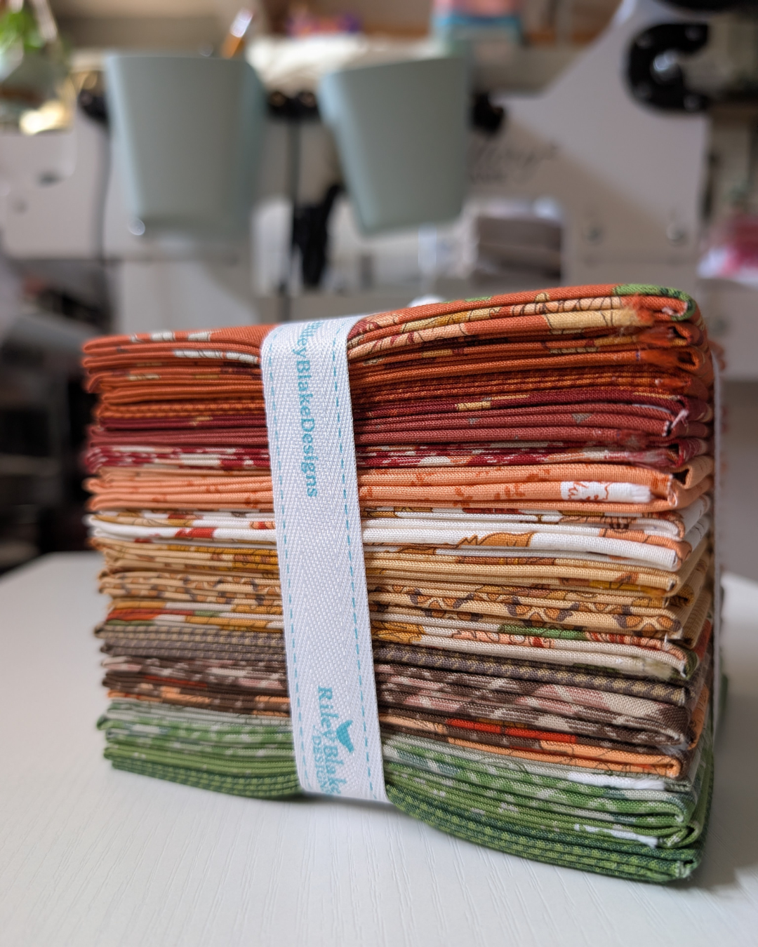 Cozy Autumn Fat Quarter Bundle - 24 Quaint Fall Fabrics