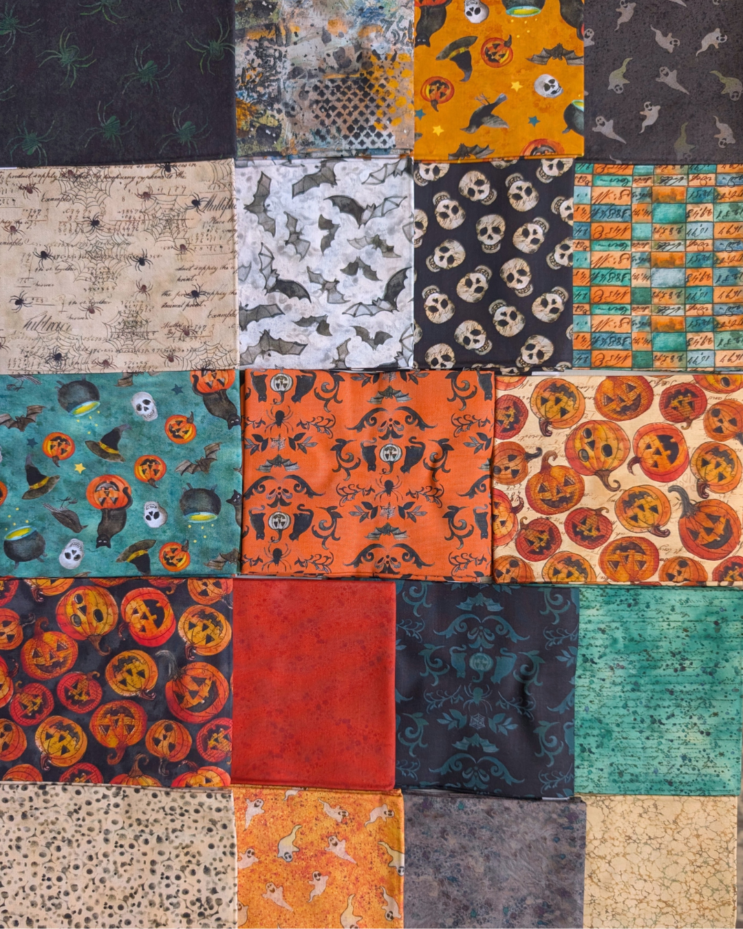 Emerald Hollow Fat Quarter Bundle - 19 Victorian Gothic Fabrics