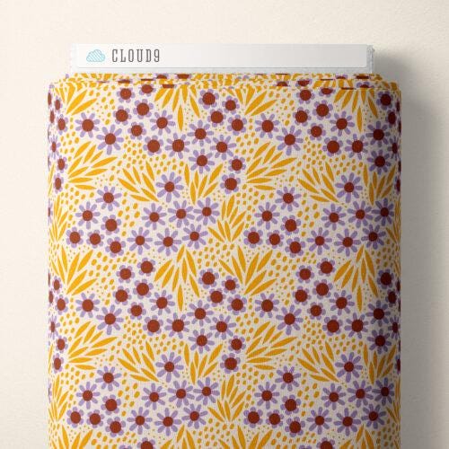 Retro Meadow Ditzy Daisy Fabric in Multicolor - Cloud9 Organic Quilting Cotton