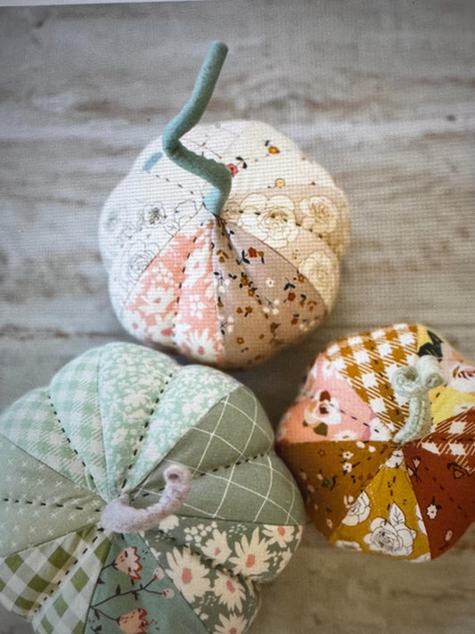 Fabric Pumpkins Kit - Fun Autumn Craft