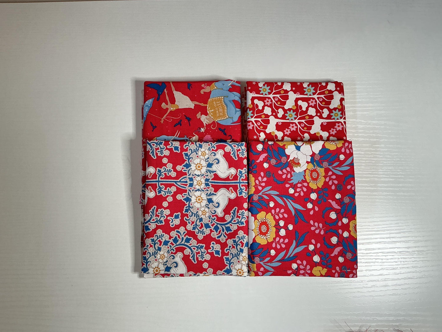 Tilda Vintage red/pink fabric bundle.